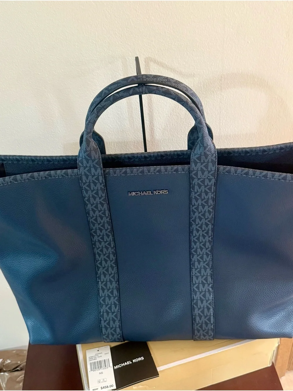Michael Kors COOPER Wide Day Tote – Navy Leather – NWT – Unisex